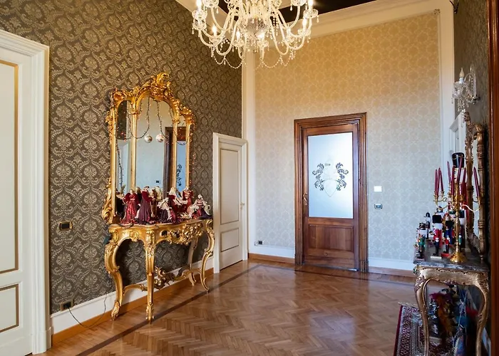 Raciti Palace Apartment *